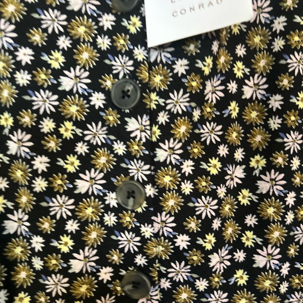 LC Lauren Conrad Black Floral Short-Sleeve V-Neck Dress - Picture 5 of 10